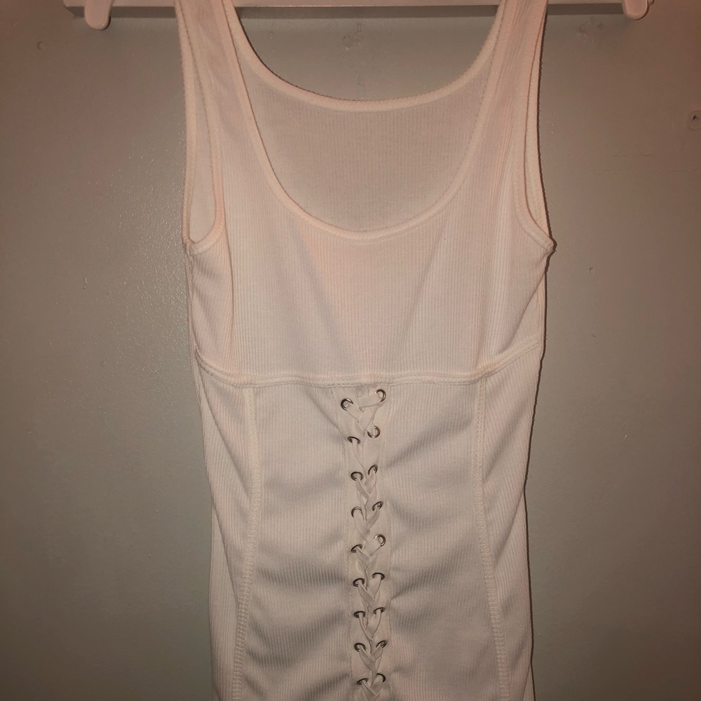 WHITEE🤍🤍LACE UP SEXY DRESS